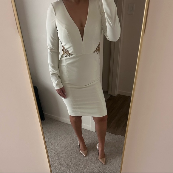 White Embellished Cut Out long sleeve midi dress - Picture 5 of 6